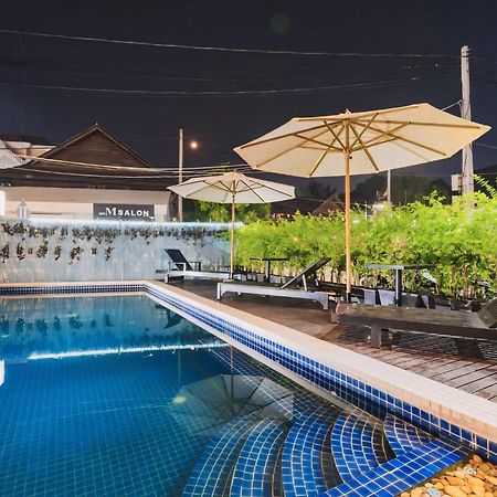 Vplus Hotel Siem Reap Buitenkant foto