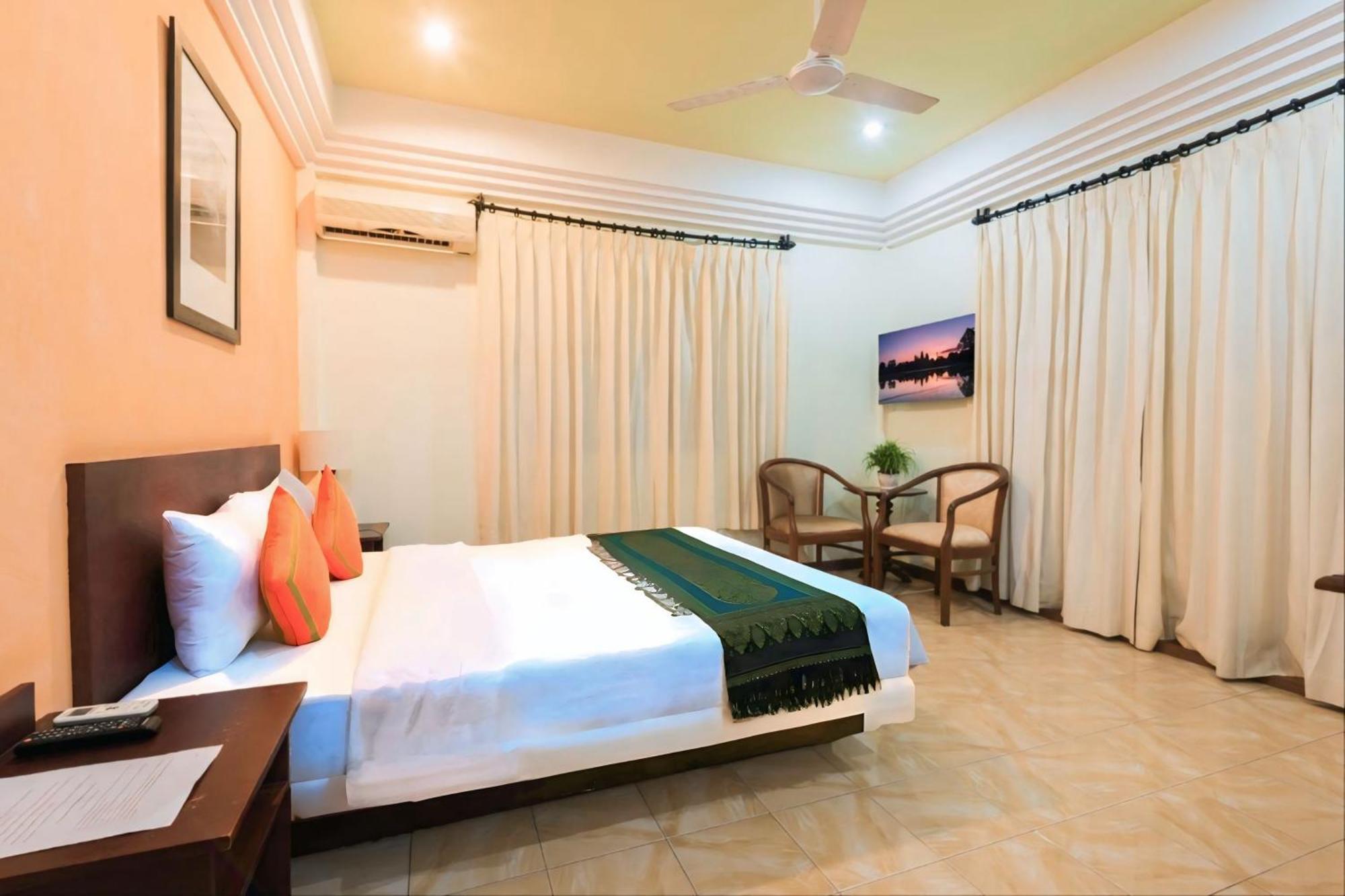 Vplus Hotel Siem Reap Buitenkant foto