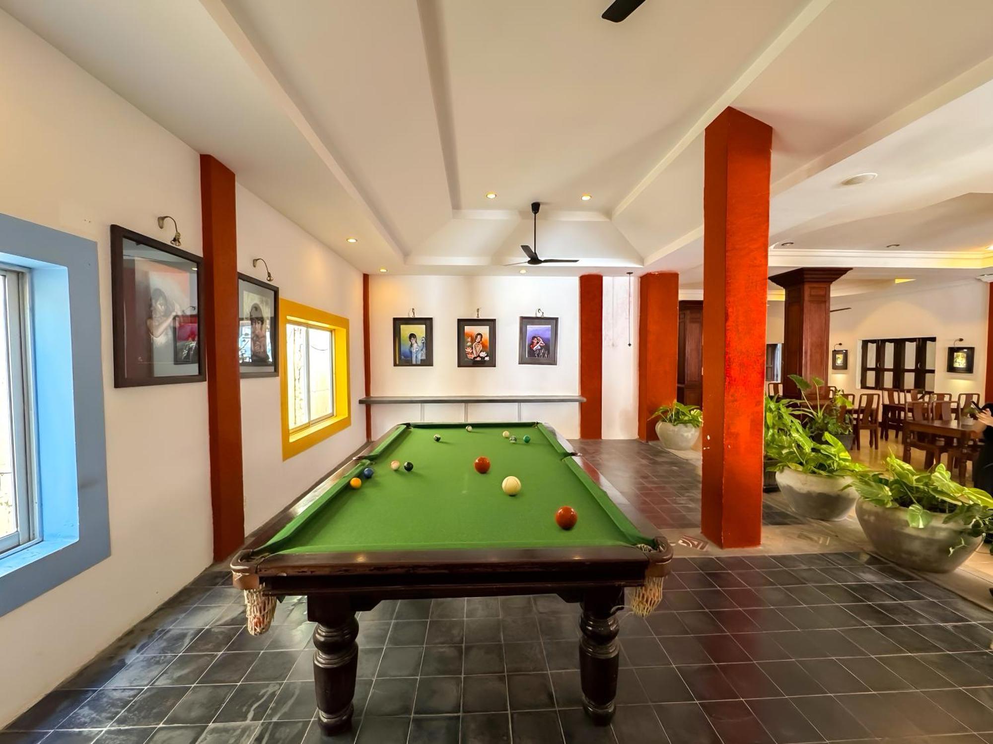 Vplus Hotel Siem Reap Buitenkant foto