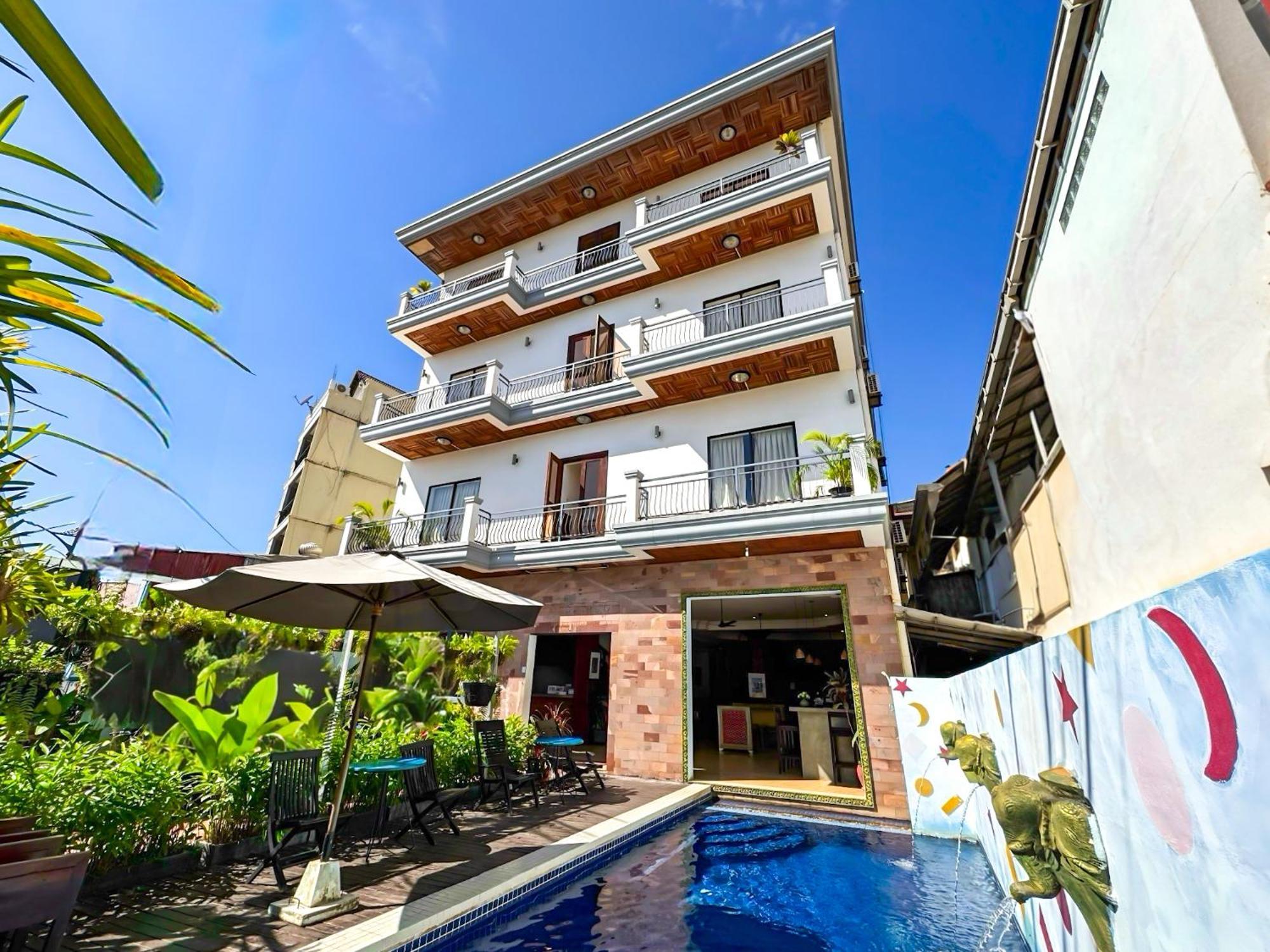 Vplus Hotel Siem Reap Buitenkant foto